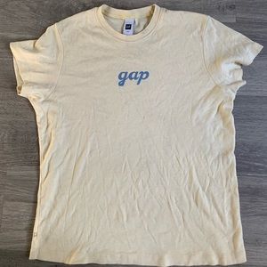 CUTE GAP TEE !!
